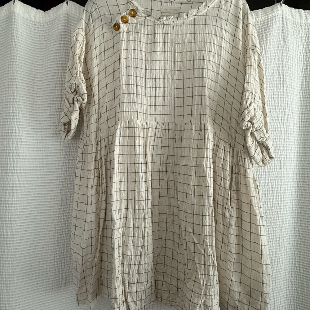 Urban Outfitters Cream Boxy Blouse with Peter Pan Collar